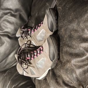 Women's Hiking Boots